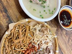 -竹笼蹄花蘸水菜