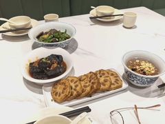 -楚山晓·湖北菜(武汉光谷K11店)