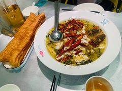 -姚姚酸菜鱼·金戈戈香港豉油鸡(喜荟城联名店)