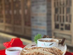 -小龙翻大江文化火锅(宽窄店)
