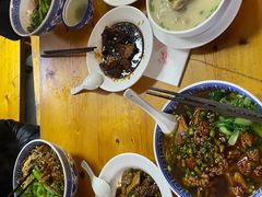 -沪西老弄堂面馆(定西路店)