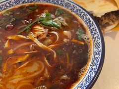 -烤鸭肉夹馍鸭汤店