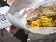 -麦当劳(百联西郊购物中心店)