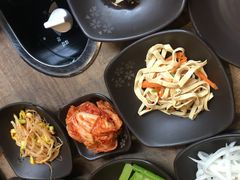 -香猪坊韩国烤肉专属门店(魏公村店)