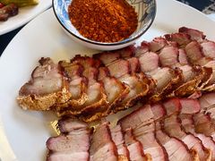脆皮猪肉-仁和人家