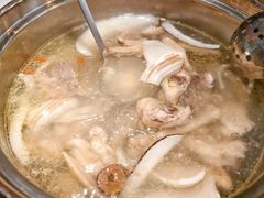 -三个椰子·现砍椰子鸡(金源CBD店)
