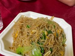 炒米粉-呷呷好龙虾·湖南常德钵子菜·湘菜(公明天虹总店)