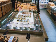 面包甜点陈列柜-超港·蛋糕面包(国购店)