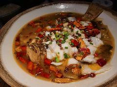 酸菜鲈鱼-洞庭土菜小炒馆(易发广场店)