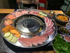 -哈哈碳都·牛肋条无限自助烤肉(宝龙店)