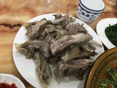 -苏莱特色牛骨滩羊手抓馆(长城东街总店)