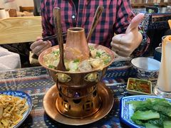 -蜗牛小馆醉乡民谣云南菜(惠新西里店)