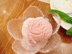 -必胜客(打浦桥日月光店)