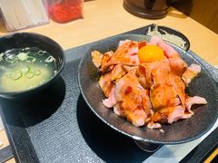 -難波肉劇場