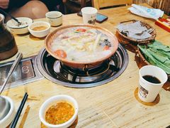 -阿婆情腊排骨火锅(金虹路店)