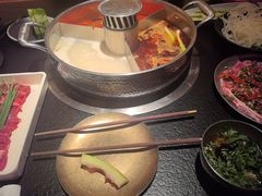 -晓宇重庆火锅(西安荟聚店)