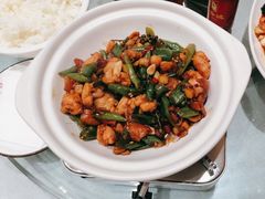 -辛香味烧鱼馆·非遗技艺·排骨红烧肉(光谷医药园店)