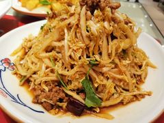 -吴记酱骨炖菜馆(西大直街店)