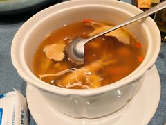 长白山参土鸡汤-馋遇江南·精致湖景雅宴(东方之门店)