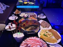 -唯爱KTV聚会餐厅(仙林东城汇店)