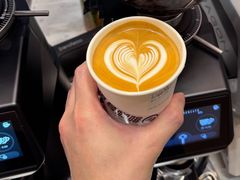 -逗号咖啡(信义荔山公馆店)