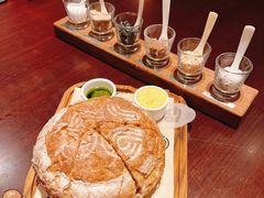 餐前面包-恰餐厅及酒吧 CHAR Bar & Grill (北京丽都皇冠假日店)