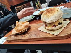 超厚芝士牛肉汉堡-魏斯理汉堡(西安沣东吾悦店)