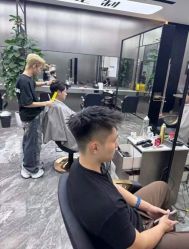 -尤司男士国潮理发馆