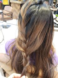-PE SALON