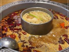 -杨肥肠火锅大排档(火车站花园店)