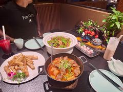 -唐猫庭院·千年陕菜(赛格国际购物中心店)