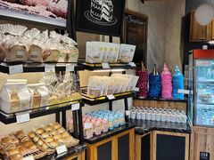 -皇冠幸福里动物奶油生日蛋糕(宗关地铁店)