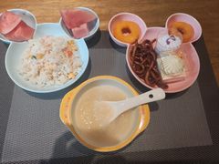 -麦新格精品酒店(上海国际旅游度假区川沙地铁站店)