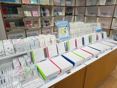 -新华文创·光的空间