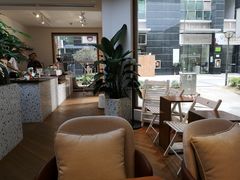 -Line 咖啡(石厦花园店)