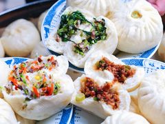 李与白酱肉包-李与白包子铺(桐梓林店)