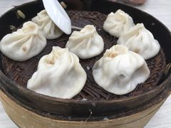 鲜肉小笼-新丰小吃(高银街分店)
