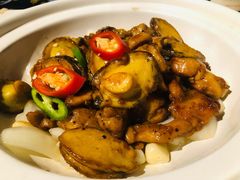 走地鸡焗鲜鲍-RIVIERA 松鹤楼(外滩店)