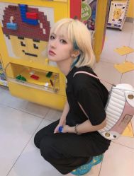 -AYO SALON