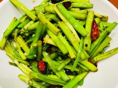 -琥珀老六龙虾(四里河店)