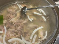 -喃喃椰·糟粕醋·椰子鸡火锅(七堡花园店)