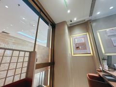 -华夏典当行(龙德广场店)