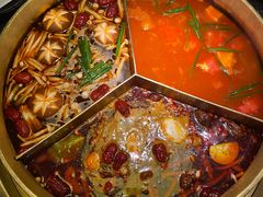 -湊湊火锅·茶憩(上海合生汇店)