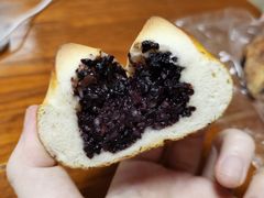 -沁屋面包店(人民东路店)