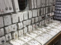 -名创优品(天河区正佳广场二店)