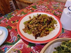 -闯关东东北农家菜(崂山石老人店)