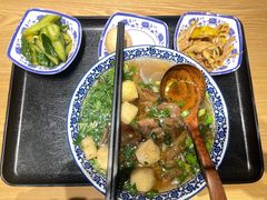 -舌尖尖·兰州牛肉面(浦东机场店)