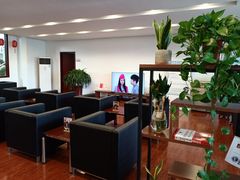 -上汽荣威飞凡体验中心(莲池南二环店)