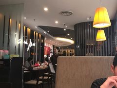 大堂-必胜客(百联又一城店)