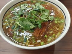 -小马牛肉面·牛骨熬制(南京博物院店)